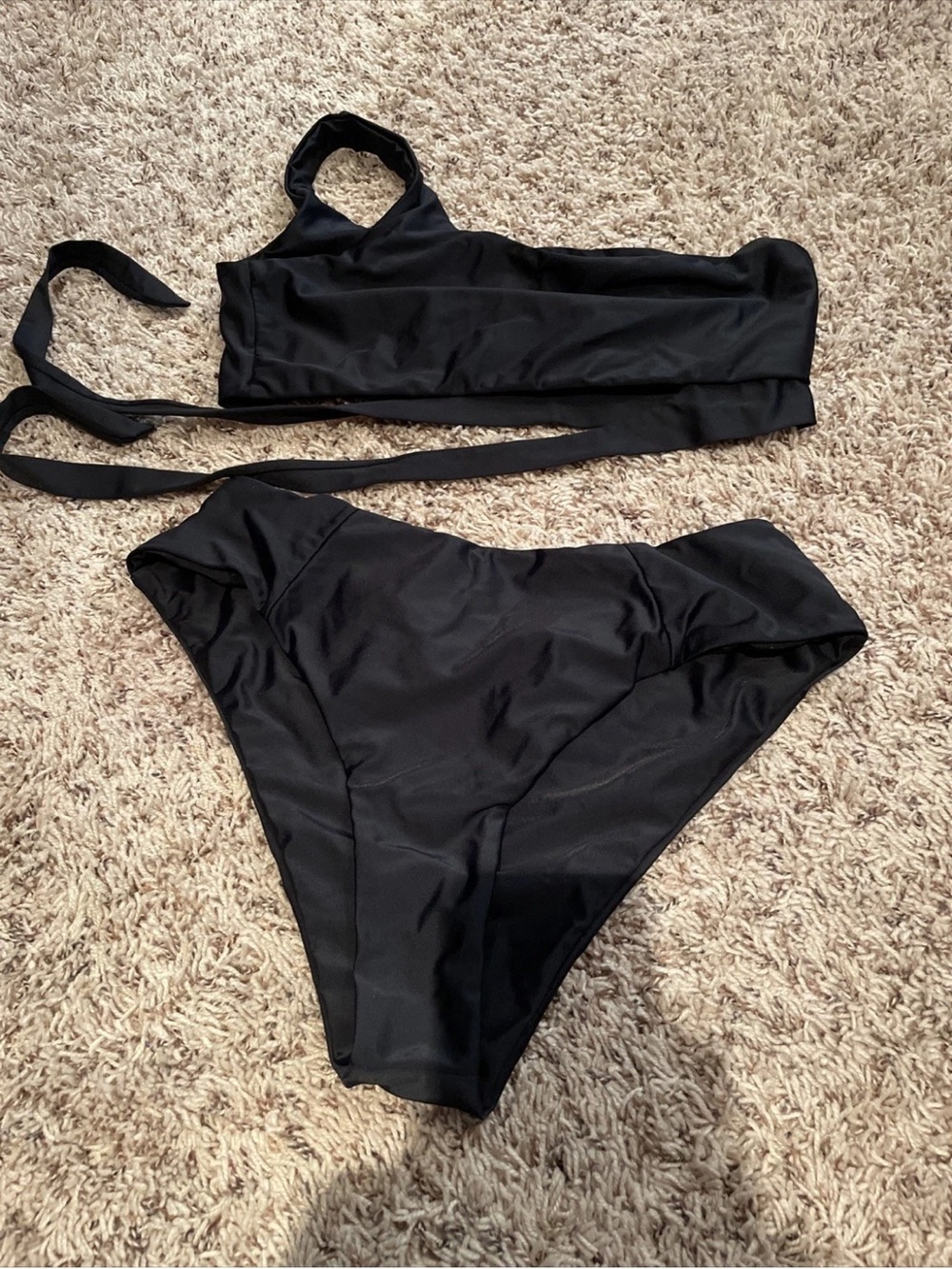 Black Women's High-Waist Bikini Set - Sleek One-Shoulder Top